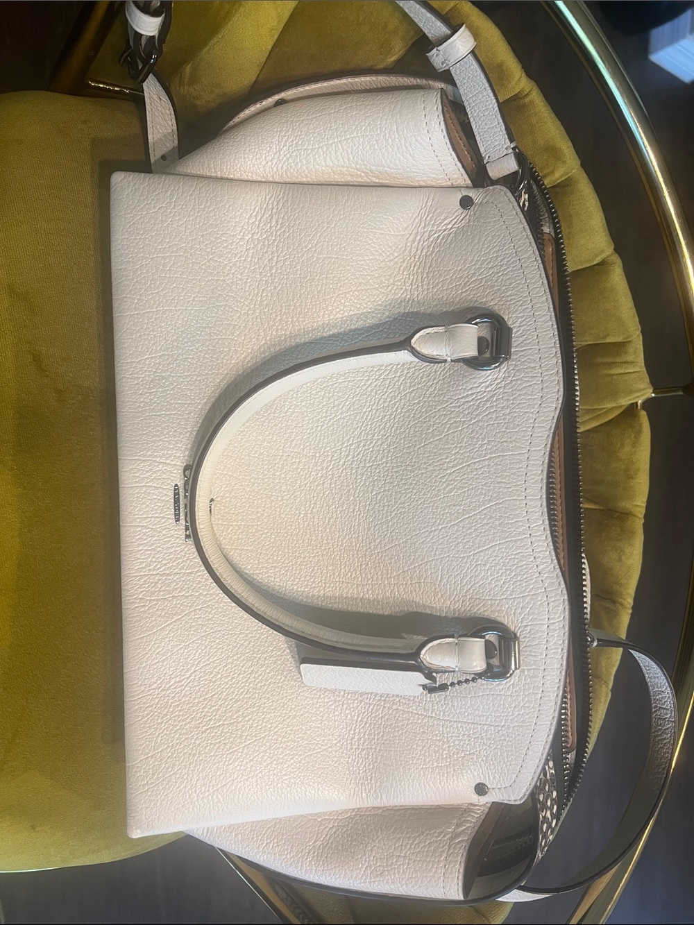 Coach Willow Shoulder Bag C2590 Chalk White Pebbled Leather Like New